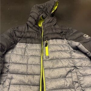 Boy's Medium Black and Gray Puffer Jacket, Zero Xposur